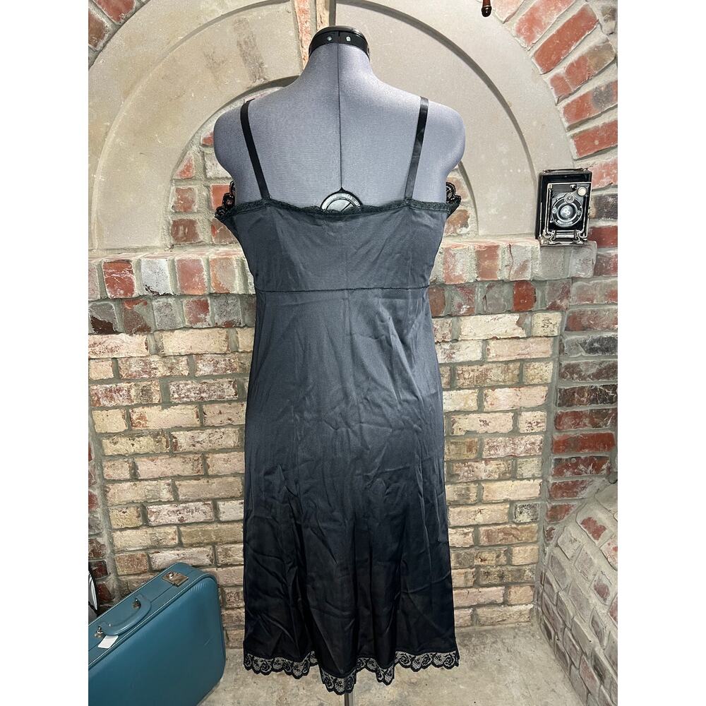 negligee slip Vintage black nightgown - Picture 6 of 8